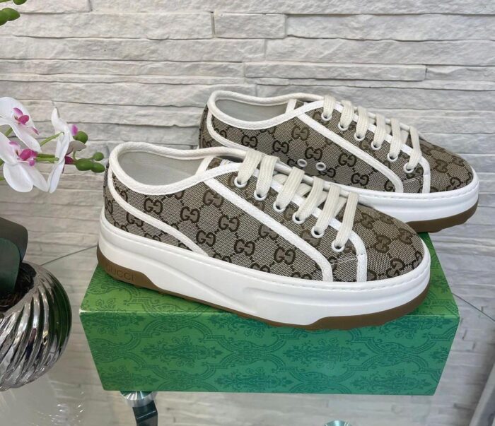 tênis Gucci GG canvas