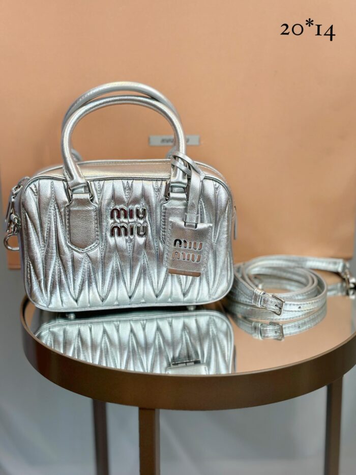 Miumiu - Imagem 4