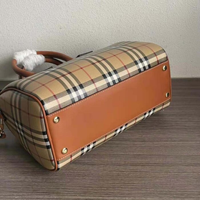 Bolsa Burberry baú - Imagem 2