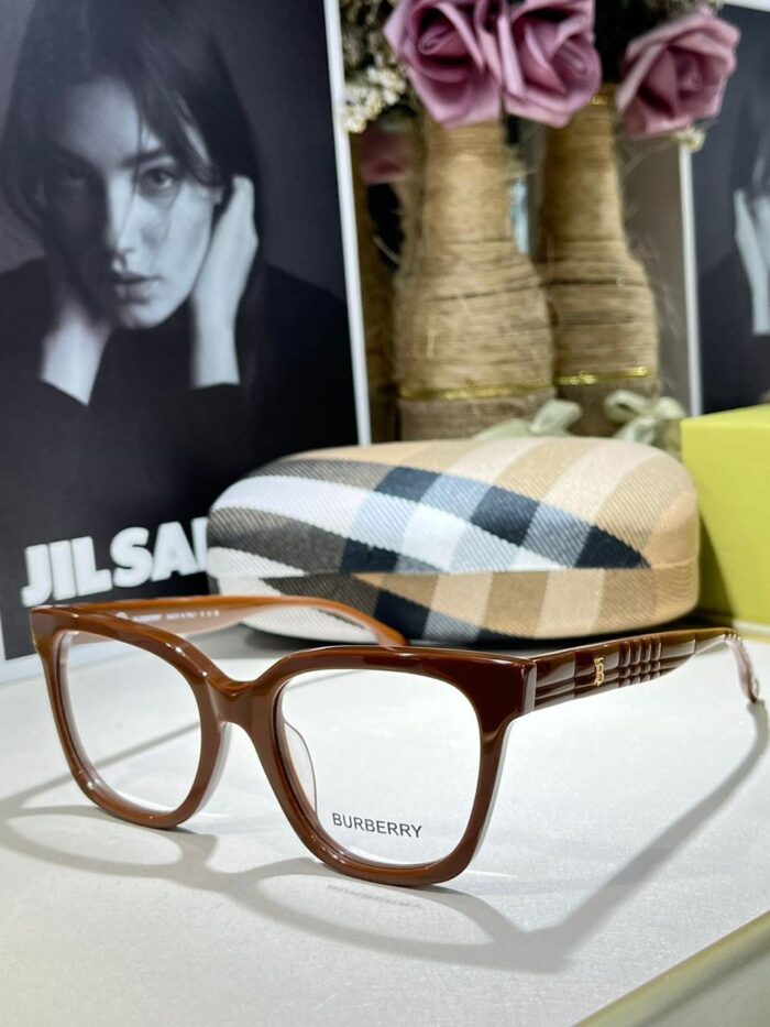 ++CORES EM ANEXO Óculos Burberry armação - Imagem 3