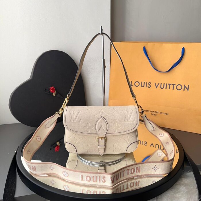++CORES EM ANEXO bolsa LV Diane - Imagem 5