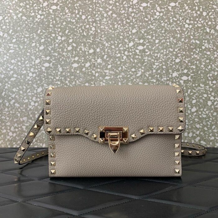 ++CORES EM ANEXO bolsa Valentino Stud - Imagem 4