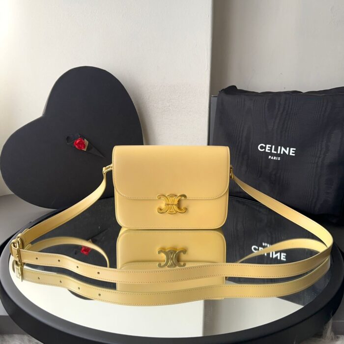 ++CORES EM ANEXO bolsa Celine Triomphe - Imagem 5
