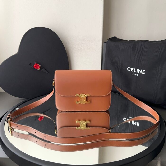 ++CORES EM ANEXO bolsa Celine Triomphe - Imagem 3