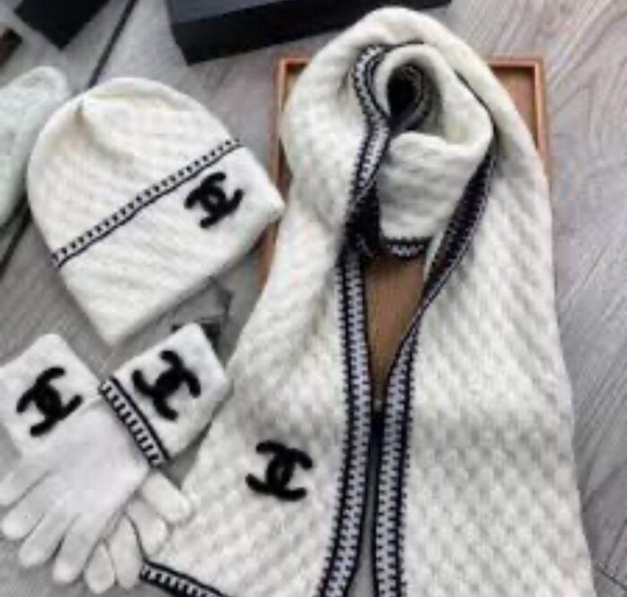 ++CORES EM ANEXO Kit Inverno Chanel | touca cachecol luvas - Imagem 13