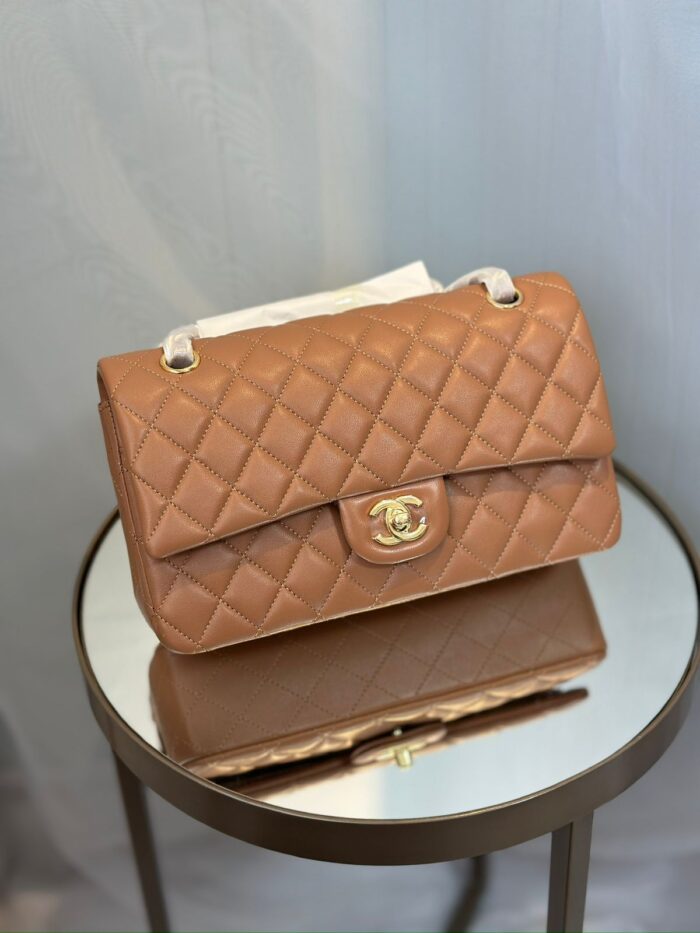 Chanel Flap Classic Média - Imagem 4