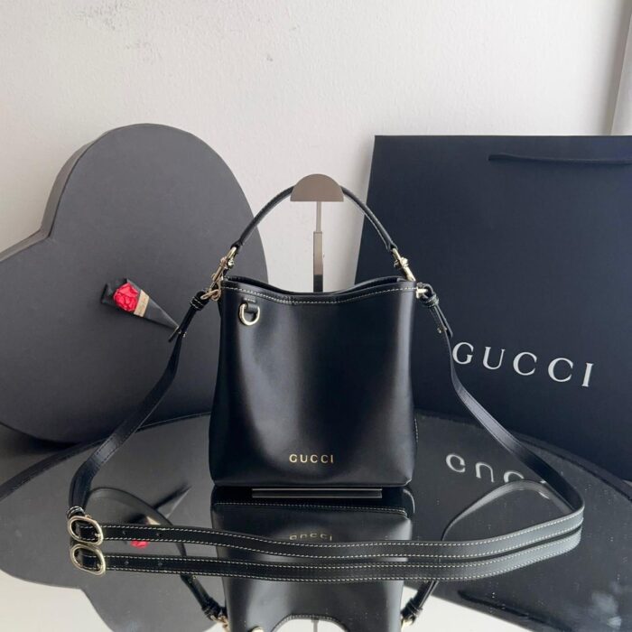 ++CORES EM ANEXO-Bolsa Gucci Emblem Bucket - Imagem 2