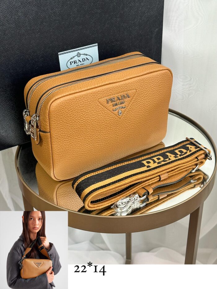 ++CORES EM ANEXO -Bolsa Prada