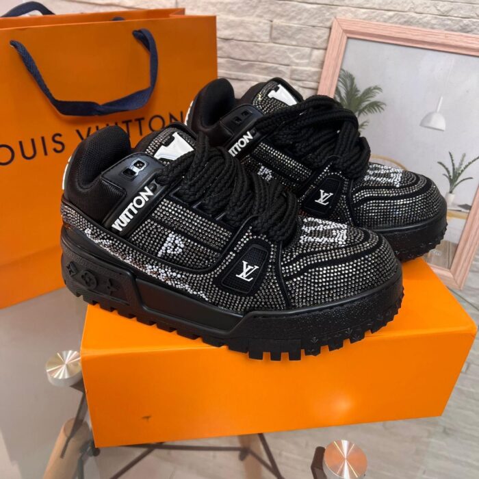 tênis LV Skate Cravejado preto