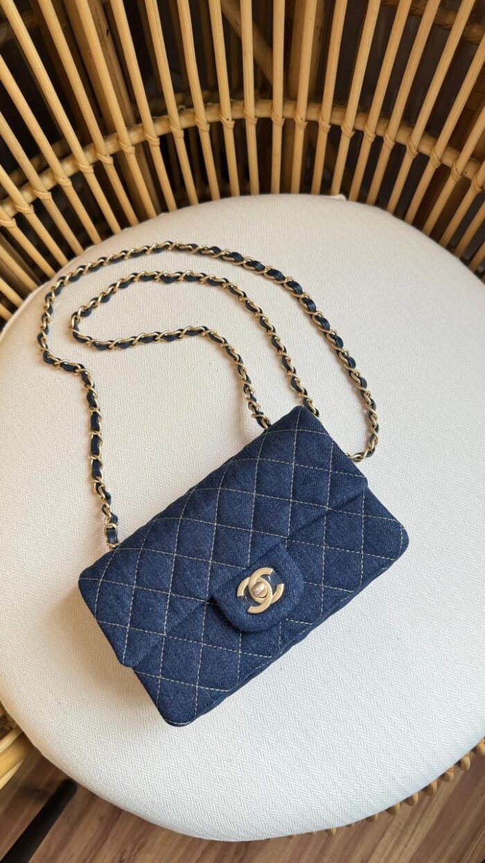 Chanel Mini jeans