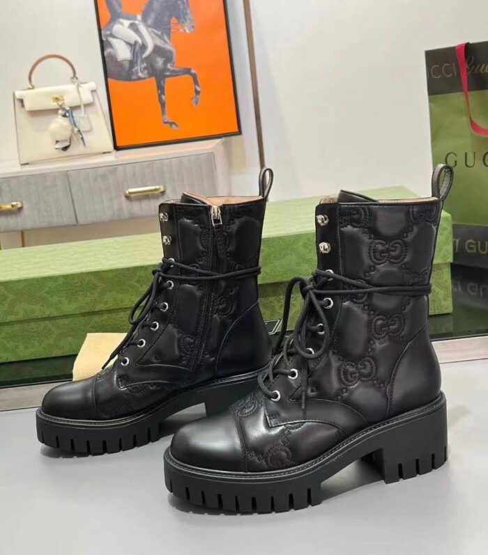 bota Gucci