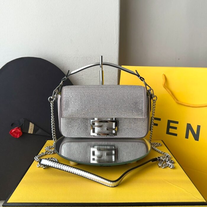 Fendi mini prata