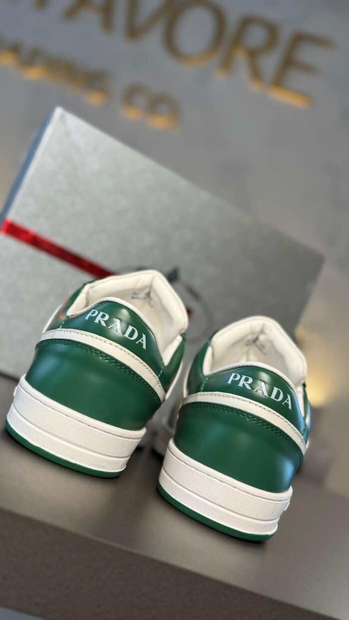 Prada Downtown Leather Sneakers - Imagem 3