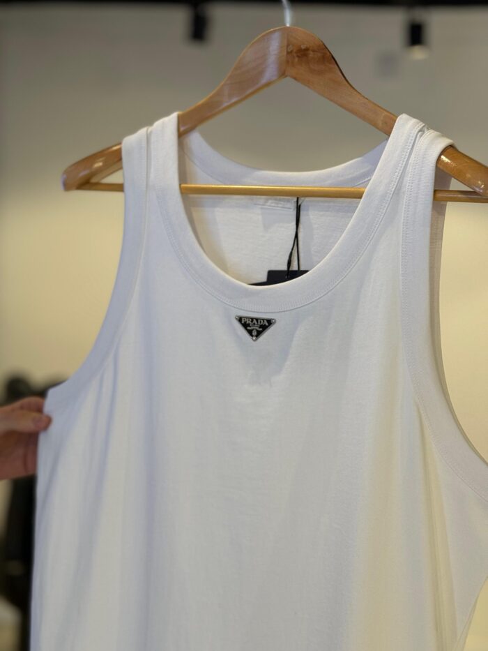 Prada Regata Branca - Imagem 3