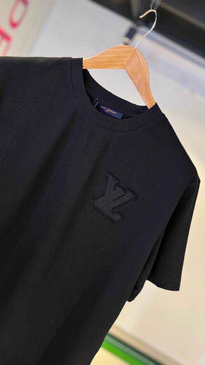 Louis Vuitton T-Shirt - Imagem 2