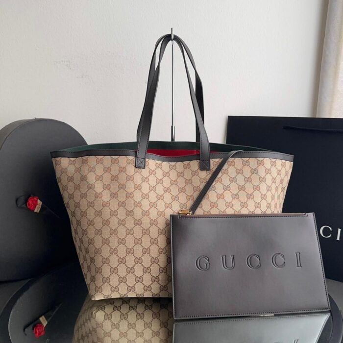 Bolsa Gucci Totissima marrom